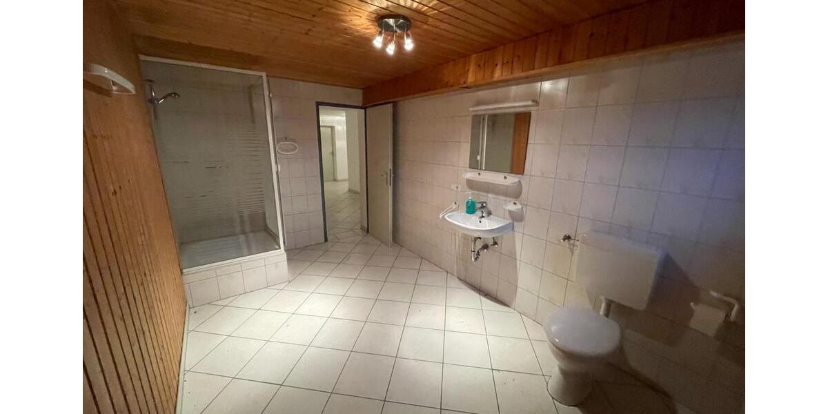 Einfamilienhaus Ebsdorfergrund - 6 Zimmer, 150 m&sup2;, 460.000&euro; | Angebot:25929897