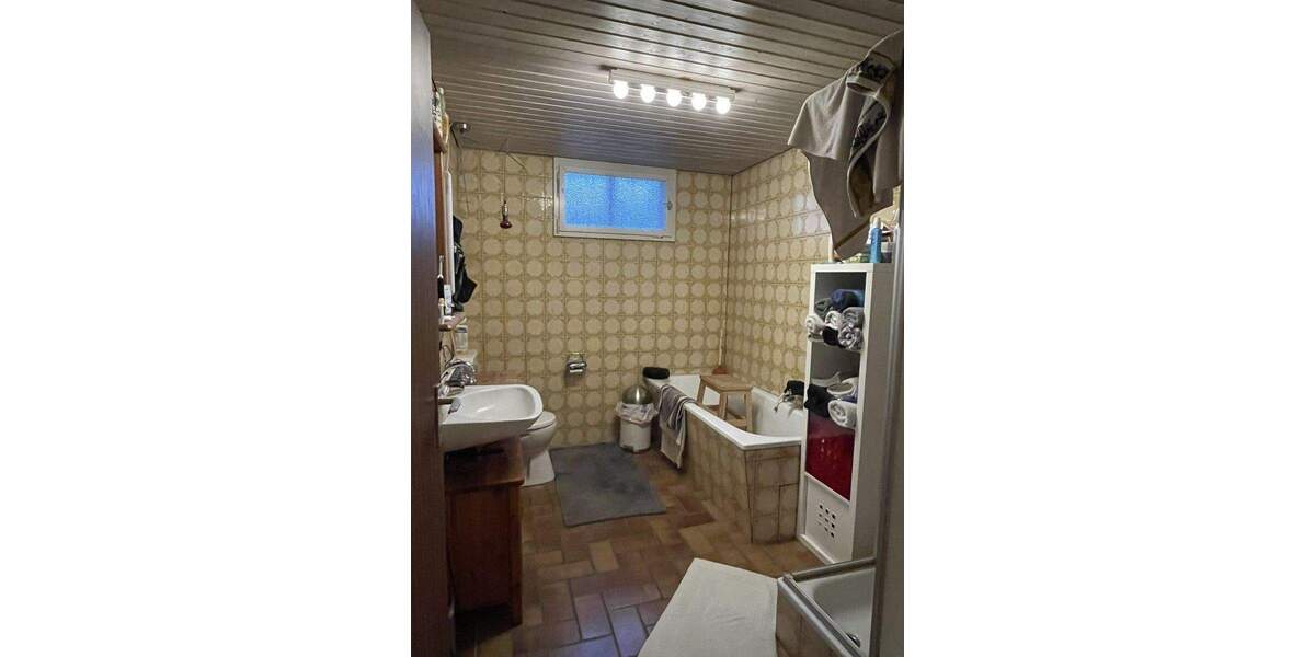 Mehrfamilienhaus, Wohnhaus Hohenahr / Erda Erda - 1 Zimmer, 226 m&sup2;, 395.000&euro; | Angebot:25777168