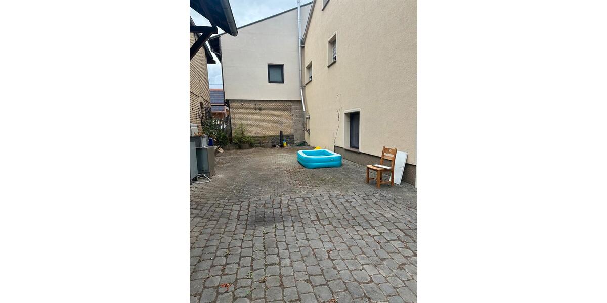 Mehrfamilienhaus, Wohnhaus Grünberg - 9 Zimmer, 200 m&sup2;, 285.000&euro; | Angebot:27091268