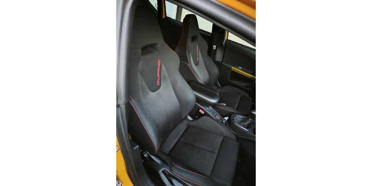 Seat Leon 170.000 km 5.200 &euro; Allendorf 35469