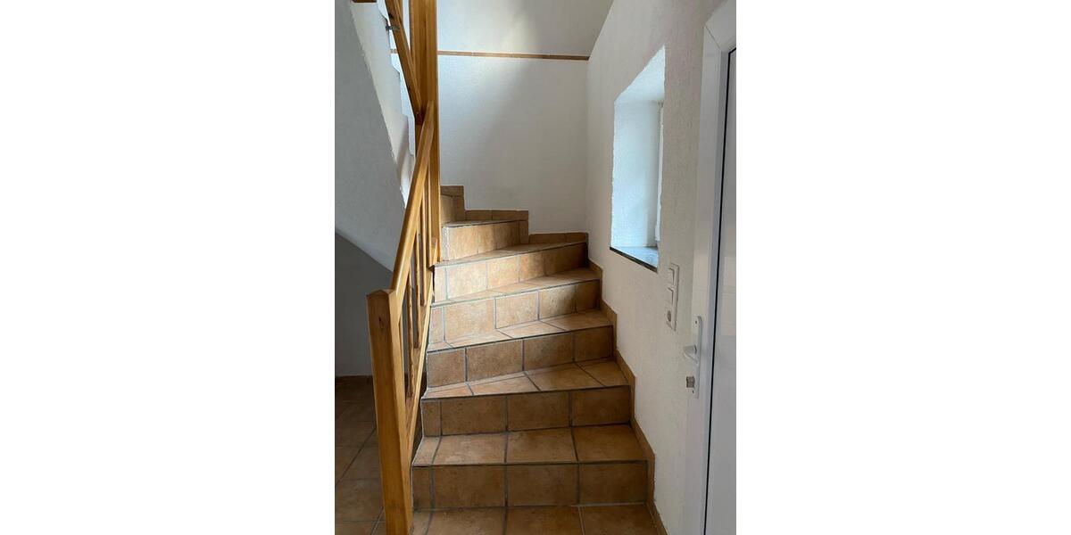 Einfamilienhaus Gladenbach - 1 Zimmer, 215 m&sup2;, 239.000&euro; | Angebot:24849760