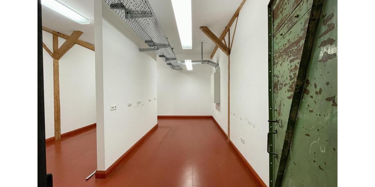 Gewerbeobjekt Frankenberg (Eder) - 2.750&euro; | Angebot:18001884