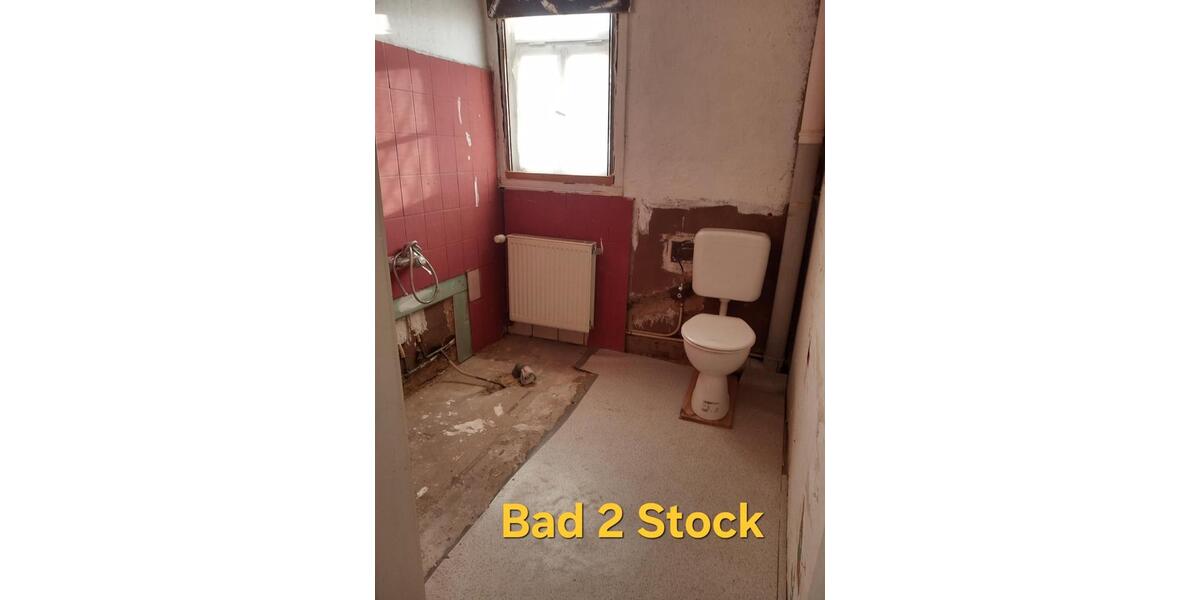 Einfamilienhaus Wohratal - 10 Zimmer, 220 m&sup2;, 75.000&euro; | Angebot:26019312