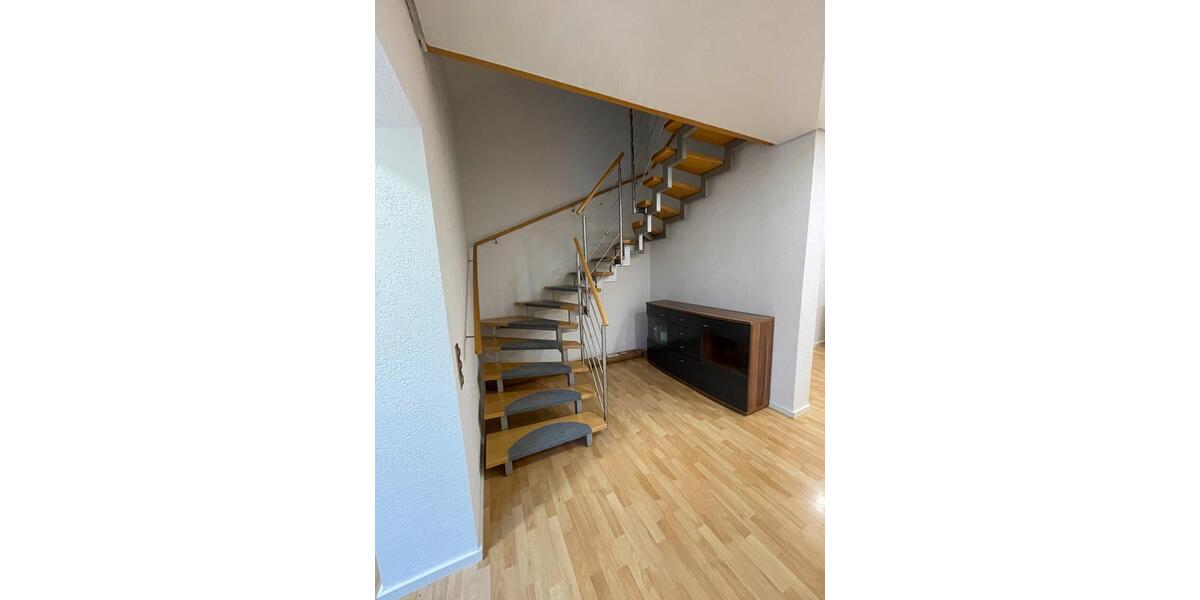 Bungalow Frankenberg (Eder) - 5 Zimmer, 200 m&sup2;, 450.000&euro; | Angebot:25872903