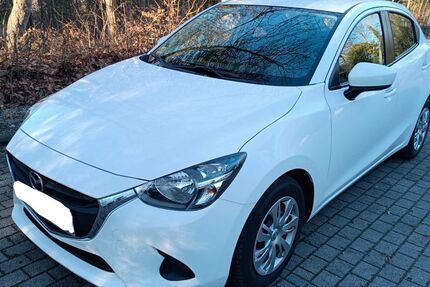 Mazda 2 85.000 km 9.900 &euro; Rauischholzhausen 35085
