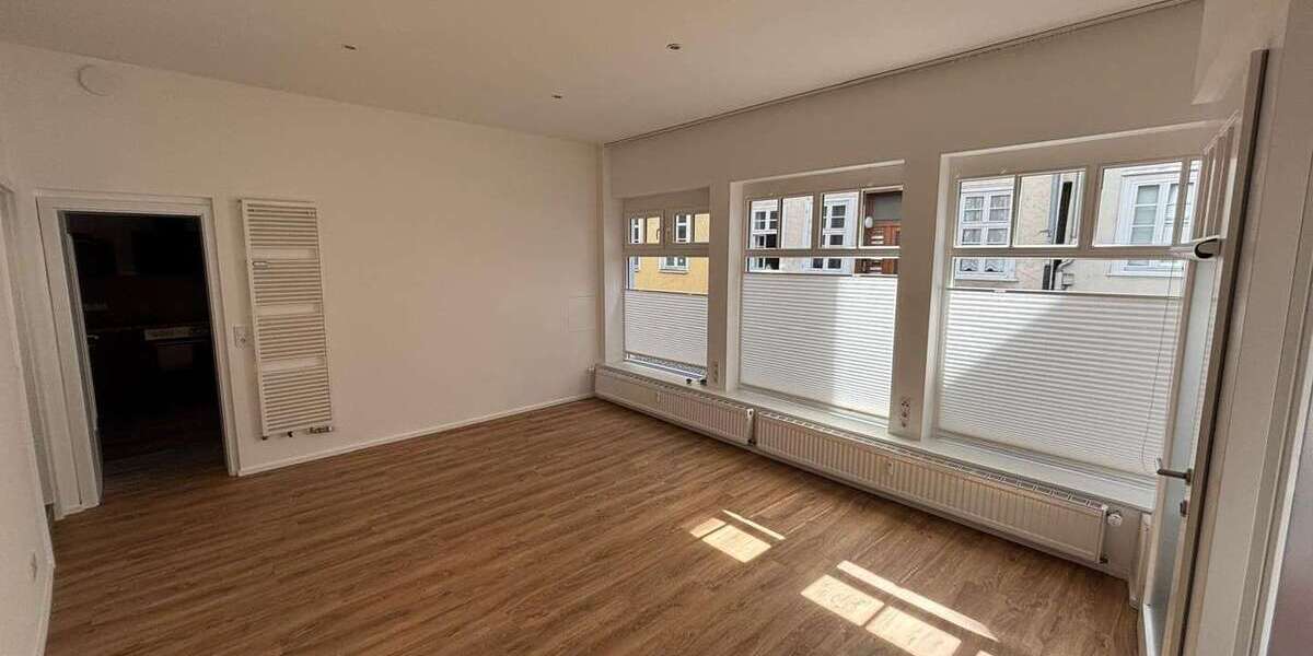 Etagenwohnung Marburg - 2 Zimmer, 67 m&sup2;, 1.100&euro; | Angebot:26308054