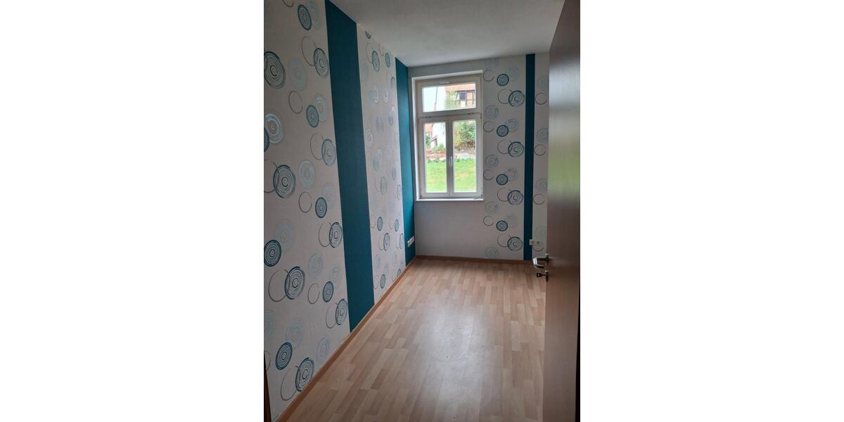 Etagenwohnung Rosenthal - 4 Zimmer, 98 m&sup2;, 500&euro; | Angebot:22893451