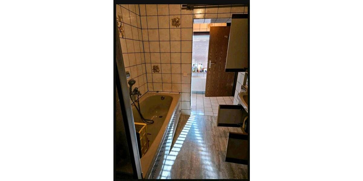 Etagenwohnung Gilserberg - 5.5 Zimmer, 135 m&sup2;, 960&euro; | Angebot:25918758