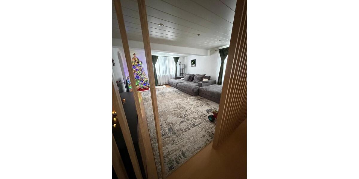 Einfamilienhaus Stadtallendorf - 5 Zimmer, 180 m&sup2;, 259.000&euro; | Angebot:27022985