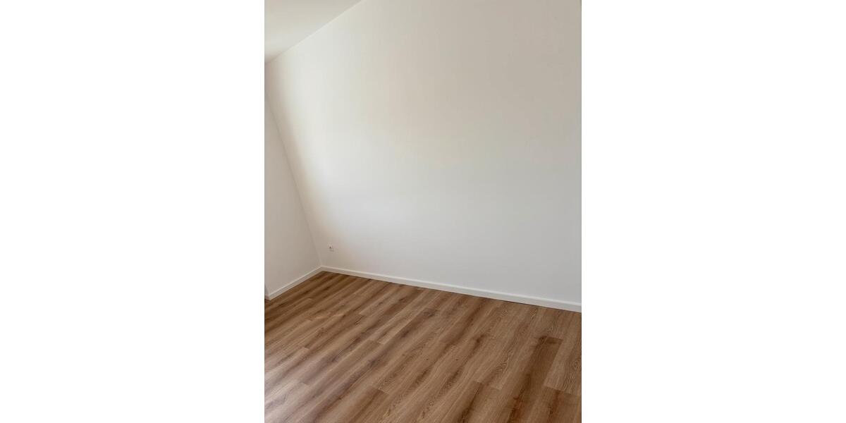 Etagenwohnung Lahntal - 3 Zimmer, 90 m&sup2;, 980&euro; | Angebot:26047264
