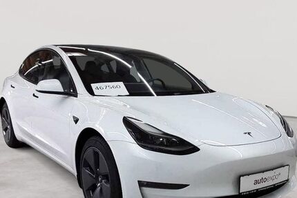 Tesla Model 3 76.452 km 29.989 &euro; Fernwald-Steinbach 35463