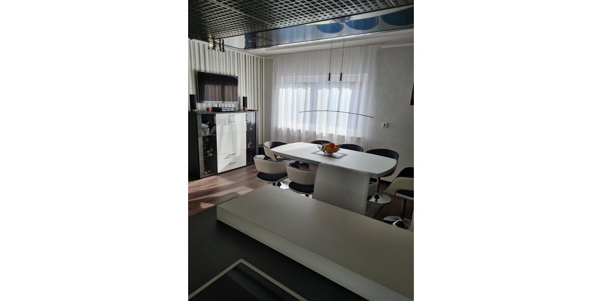 Etagenwohnung Biedenkopf - 5 Zimmer, 125 m&sup2;, 1.250&euro; | Angebot:25892394