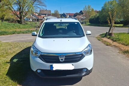 Dacia Lodgy 69.000 km 7.500 &euro; Neustadt 35279