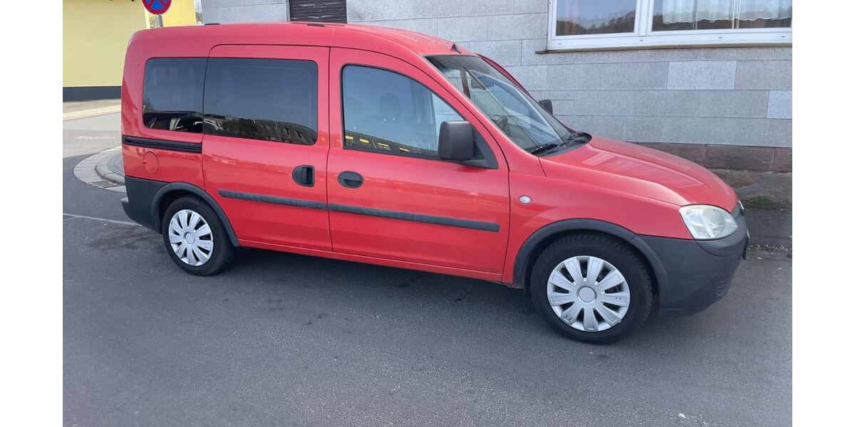 Opel Combo 175.000 km 2.900 &euro; Cölbe 35091