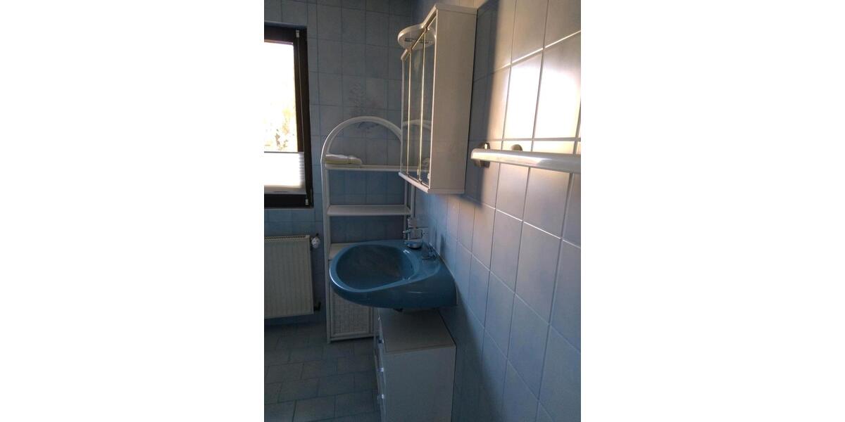 Dachgeschoßwohnung Kirchhain - 2 Zimmer, 70 m&sup2;, 750&euro; | Angebot:25353168