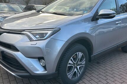 Toyota RAV 4 99.900 km 20.490 &euro; Wettenberg 35435