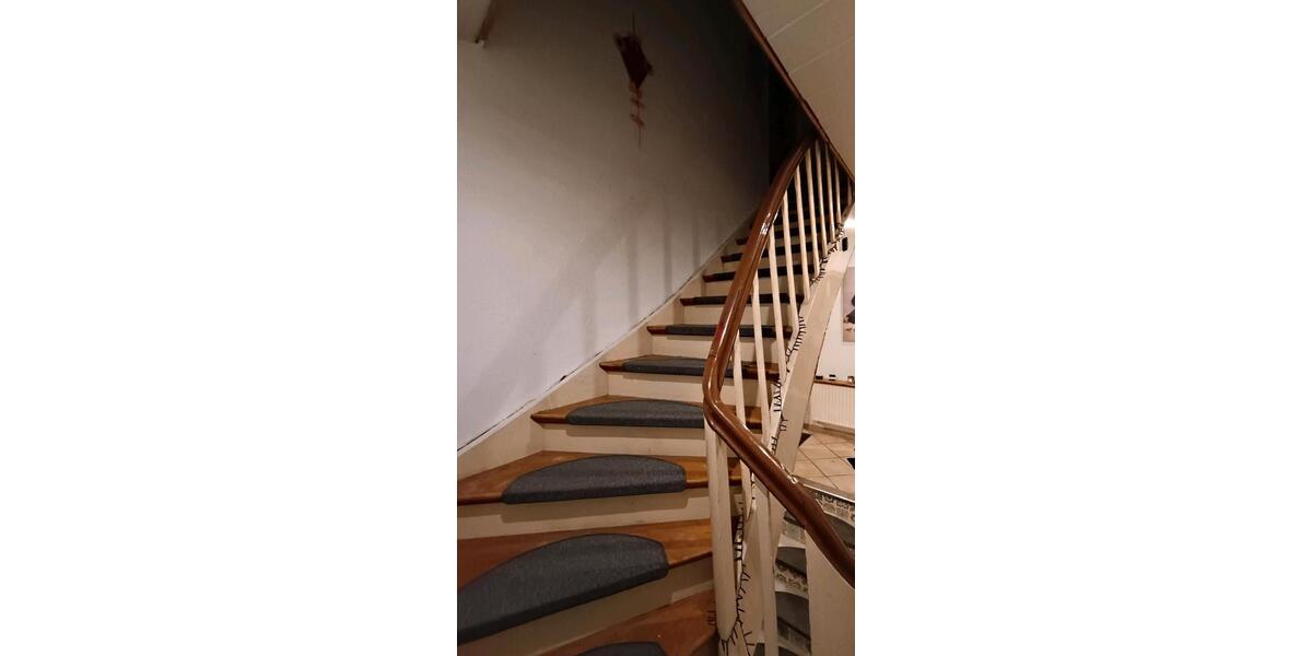 Einfamilienhaus Antrifttal - 7 Zimmer, 160 m&sup2;, 216.200&euro; | Angebot:25941111