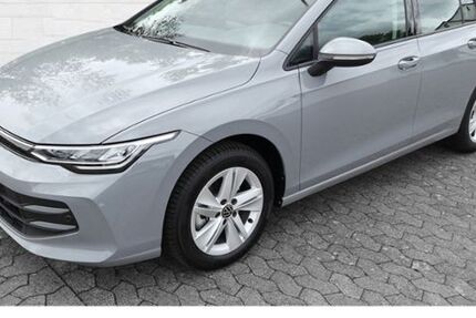 VW Golf 1.589 km 23.987 &euro; Wohratal 35288