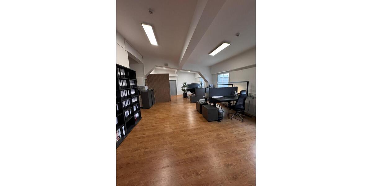 Gewerbeobjekt Gießen Anneröder Siedlung - 1.500&euro; | Angebot:24681336