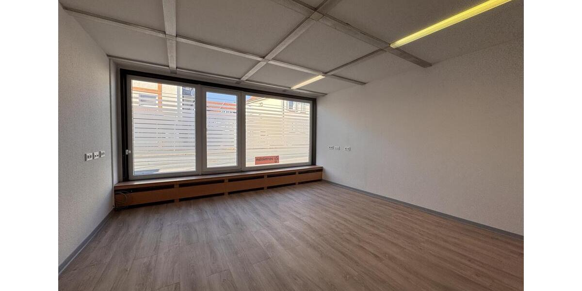Gewerbeobjekt Kirchhain - 3.000&euro; | Angebot:26085011