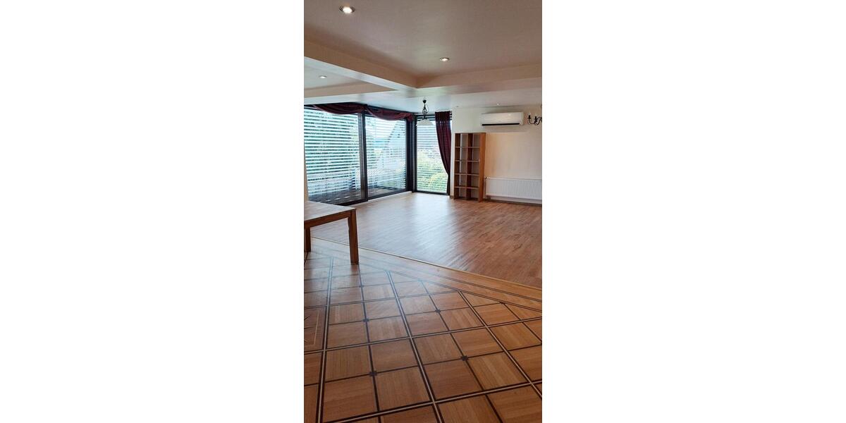 Einfamilienhaus Bad Endbach - 8 Zimmer, 300 m&sup2;, 395.000&euro; | Angebot:26926521