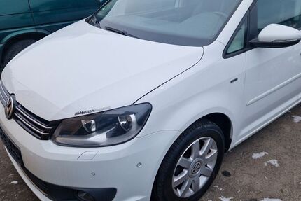 VW Touran 220.000 km 6.150 &euro; Gießen 35394