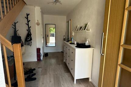 Haus Gießen Allendorf - 6 Zimmer, 180 m&sup2;, 540.000&euro; | Angebot:27199231