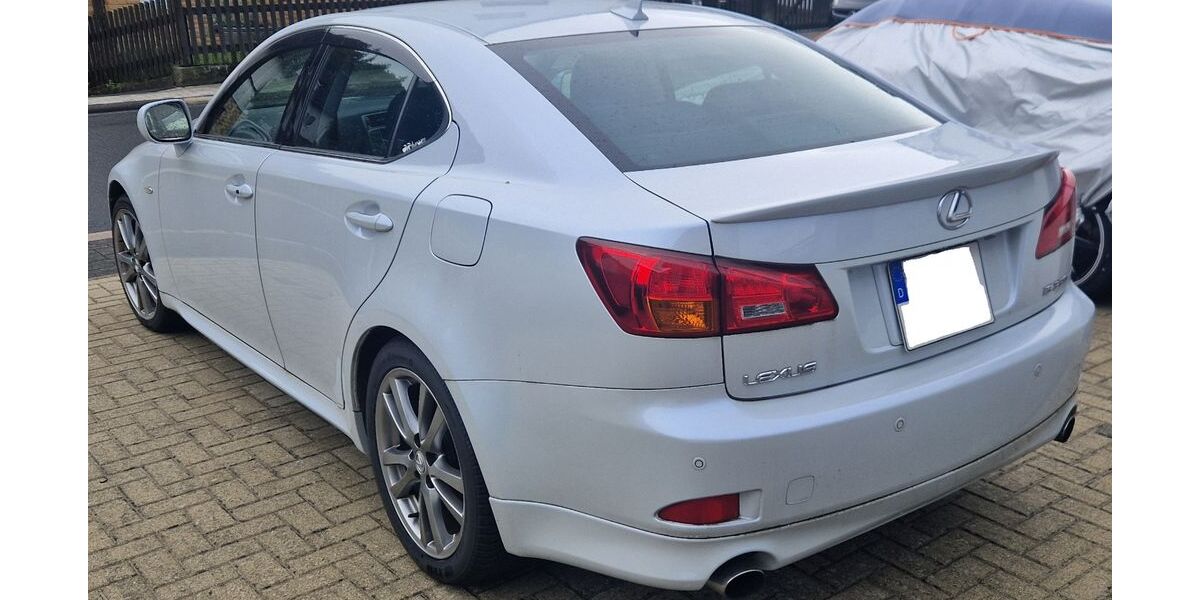Lexus IS 350 72.000 km 15.999 &euro; Lohra 35102