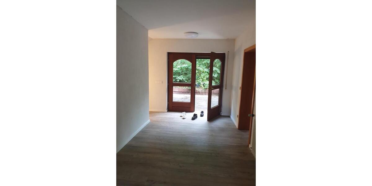 Etagenwohnung Steffenberg - 10 Zimmer, 227 m&sup2;, 169.000&euro; | Angebot:26720491