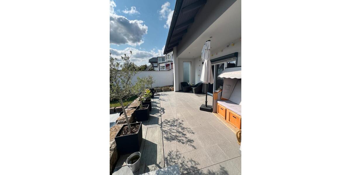 Einfamilienhaus Biebertal - 9 Zimmer, 280 m&sup2;, 650.000&euro; | Angebot:25428204