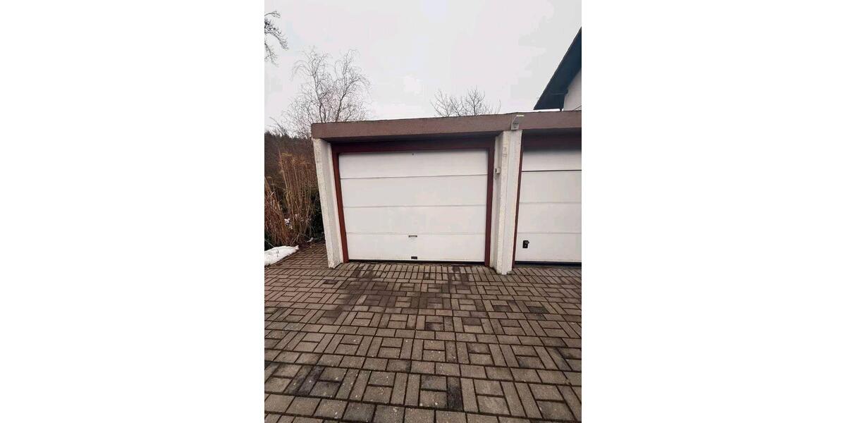 Dachgeschoßwohnung Wetter (Hessen) - 2 Zimmer, 87 m&sup2;, 715&euro; | Angebot:26112066