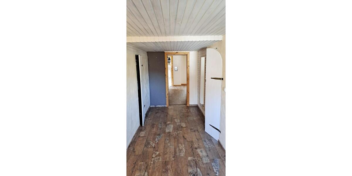 Einfamilienhaus Bad Endbach - 8 Zimmer, 300 m&sup2;, 395.000&euro; | Angebot:26926521