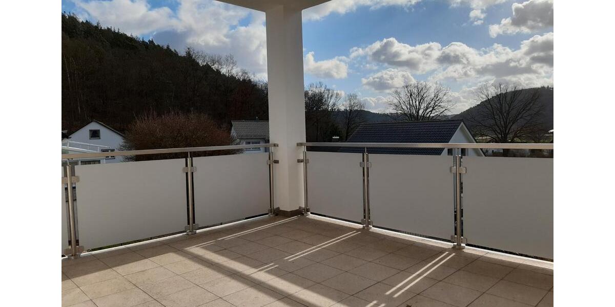 Einfamilienhaus Lahntal - 9 Zimmer, 235 m&sup2;, 360.000&euro; | Angebot:27111658
