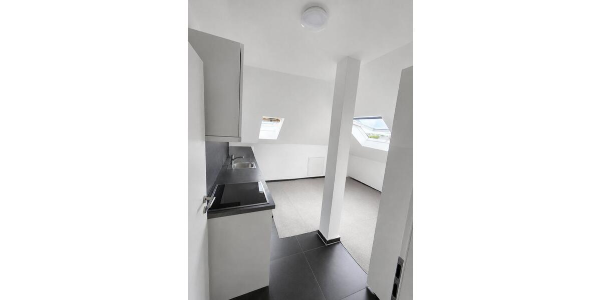 Dachgeschoßwohnung Gießen - 3 Zimmer, 83 m&sup2;, 1.290&euro; | Angebot:26568729