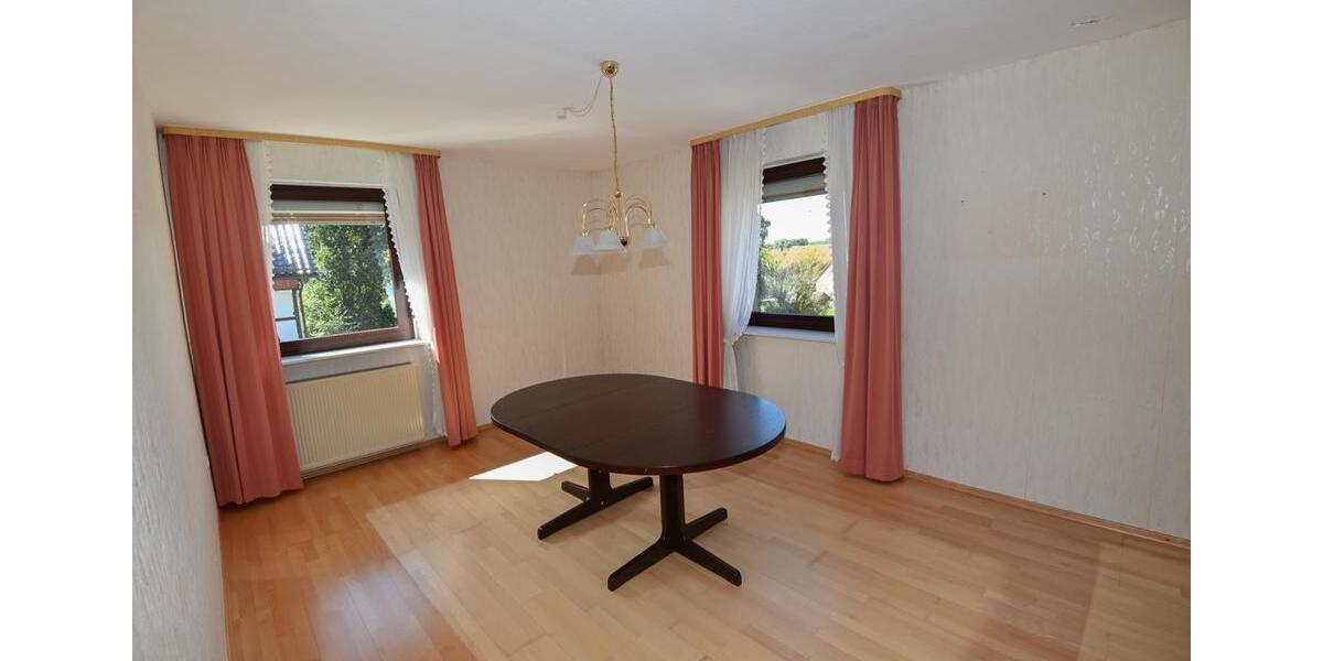 Einfamilienhaus Burgwald - 6 Zimmer, 148 m&sup2;, 229.000&euro; | Angebot:26023086