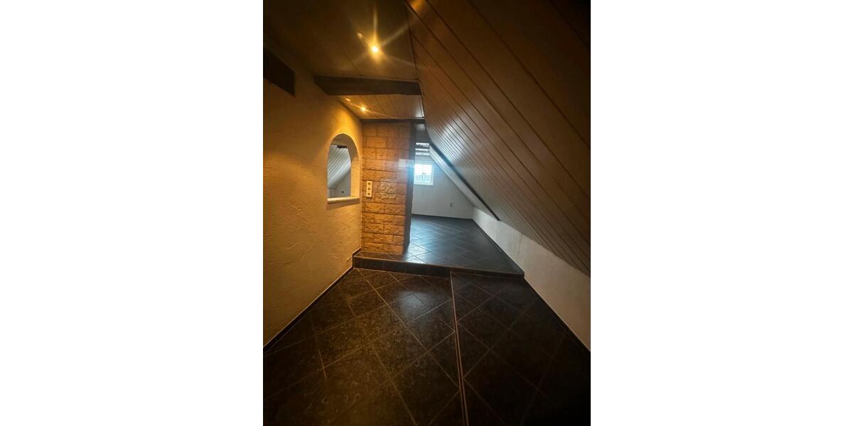 Einfamilienhaus Stadtallendorf - 4 Zimmer, 132 m&sup2;, 950&euro; | Angebot:25423884