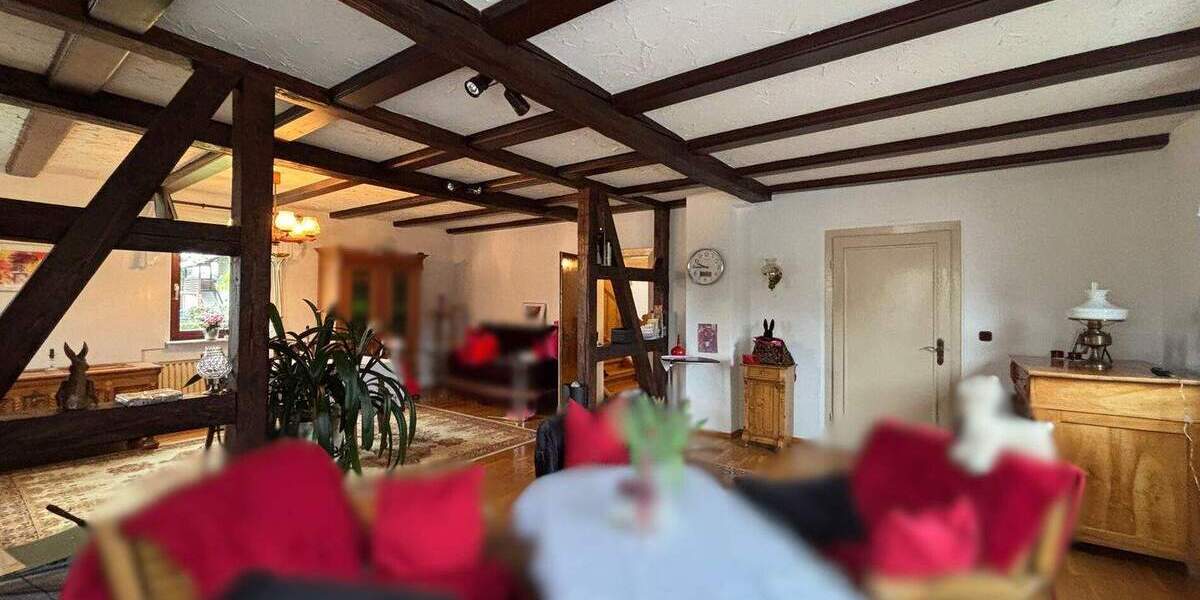 Einfamilienhaus Lahntal / Sterzhausen Sterzhausen - 7 Zimmer, 180 m&sup2;, 439.000&euro; | Angebot:25689226