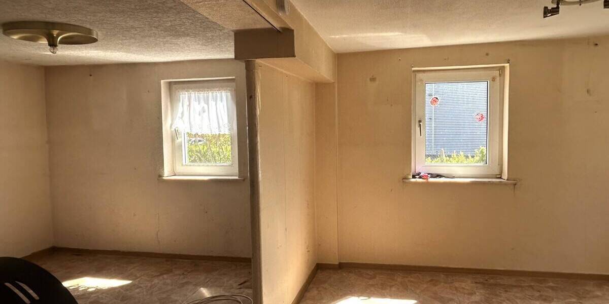 Einfamilienhaus Steffenberg / Steinperf Steinperf - 6 Zimmer, 106 m&sup2;, 59.000&euro; | Angebot:26594967
