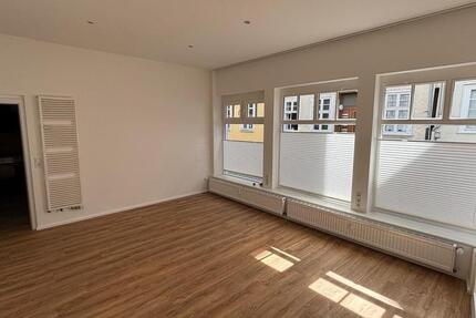 Wohnung Marburg - 2 Zimmer, 67 m&sup2;, 1.100&euro; | Angebot:26279010