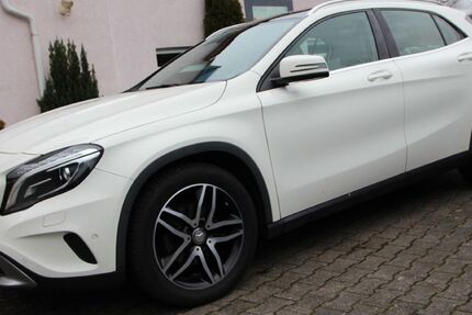 Mercedes-Benz GLA 180 130.000 km 16.777 &euro; Lollar 35457