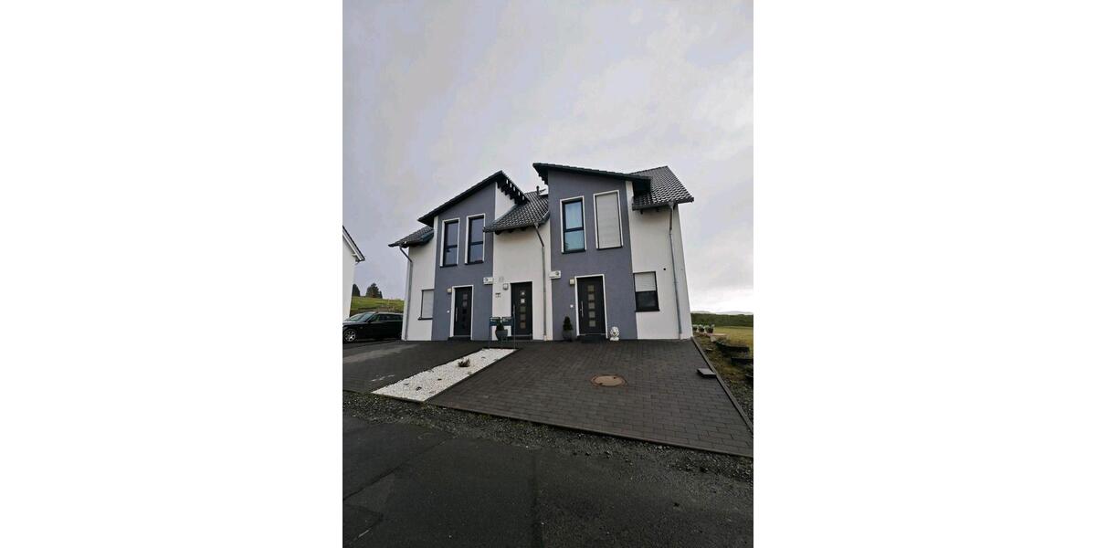 Doppelhaushälfte Bad Laasphe - 4 Zimmer, 109 m&sup2;, 399.000&euro; | Angebot:26042637