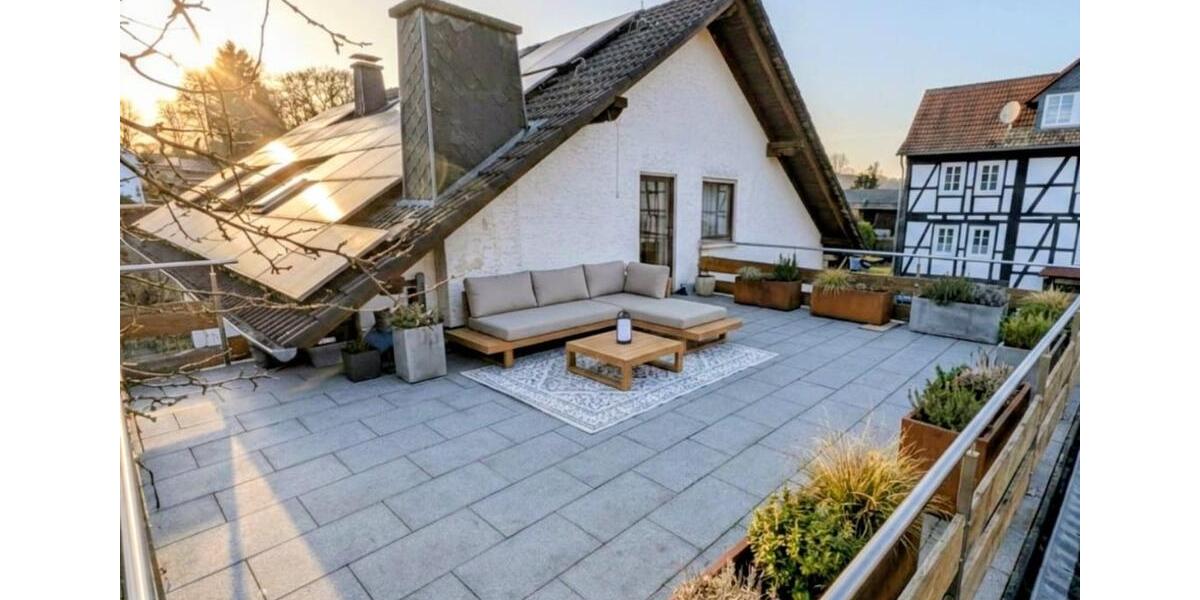 Dachgeschoßwohnung Wohratal - 4 Zimmer, 130 m&sup2;, 1.000&euro; | Angebot:25853902