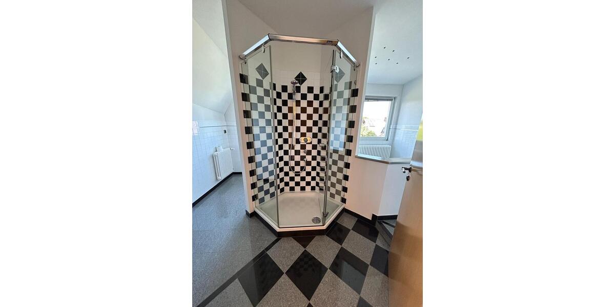 Einfamilienhaus Burgwald - 6 Zimmer, 270 m&sup2;, 445.000&euro; | Angebot:25104555