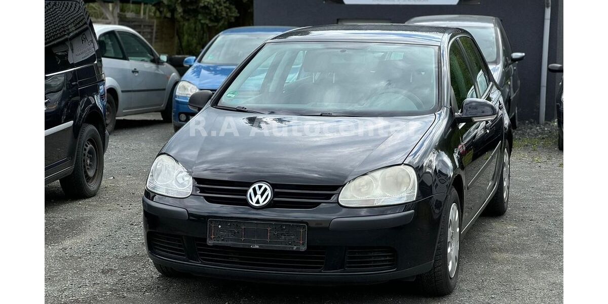 VW Golf 221.567 km 2.400 &euro; Burg 35745