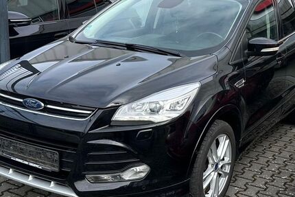 Ford Kuga 146.000 km 11.700 &euro; Marburg 35043