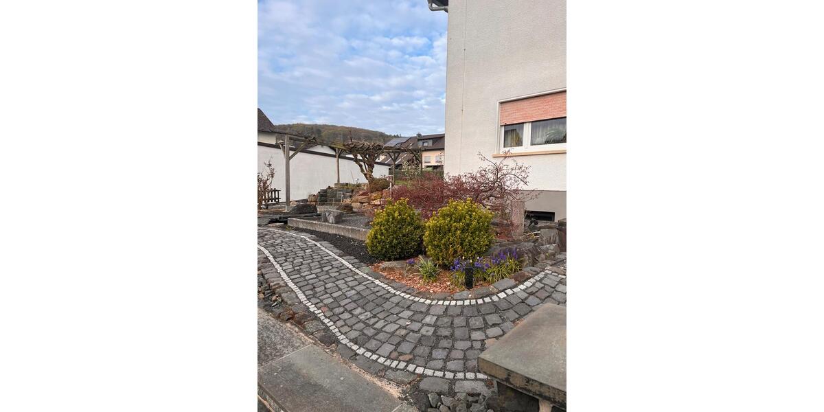 Einfamilienhaus Steffenberg - 7 Zimmer, 284 m&sup2;, 220.000&euro; | Angebot:26182852