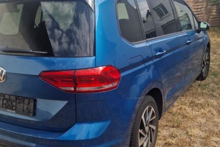 VW Touran 112.634 km 17.500 &euro; Lollar 35457