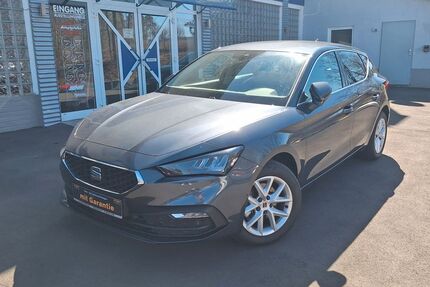 Seat Leon 17.620 km 22.995 &euro; Stadtallendorf 35260