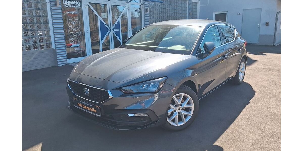 Seat Leon 17.620 km 22.995 &euro; Stadtallendorf 35260