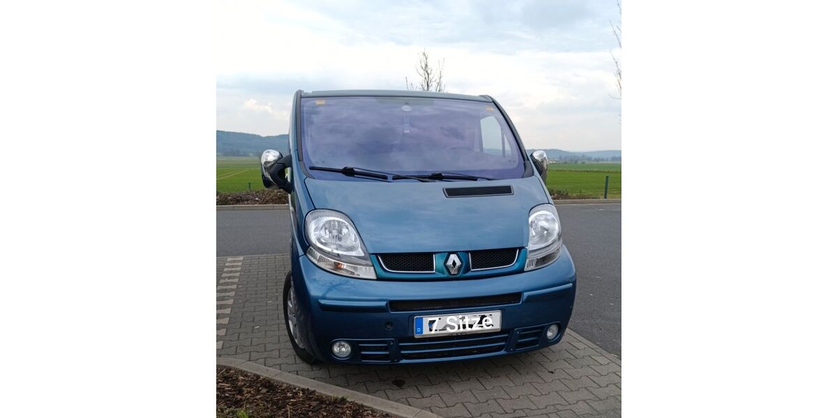 Renault Trafic 349.000 km 11.000 &euro; Műcke 35325